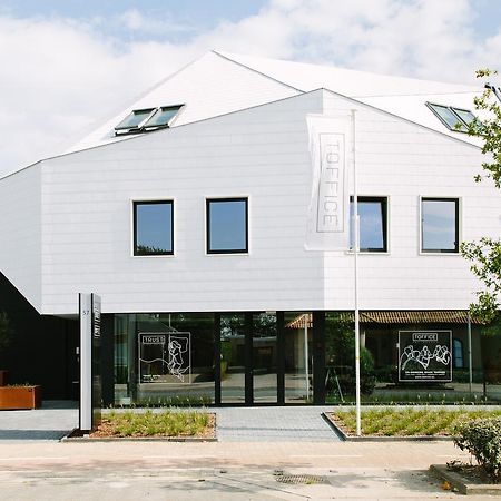 TRUST Hotel Beveren  Buitenkant foto