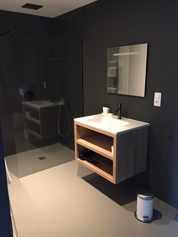 TRUST Hotel Beveren  Buitenkant foto
