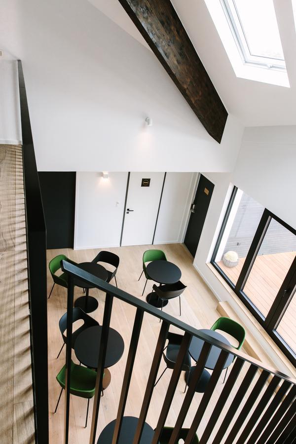 TRUST Hotel Beveren  Buitenkant foto