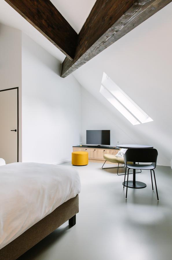 TRUST Hotel Beveren  Buitenkant foto