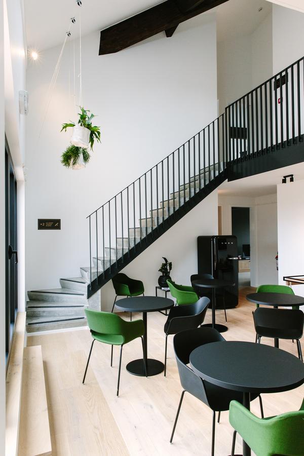 TRUST Hotel Beveren  Buitenkant foto